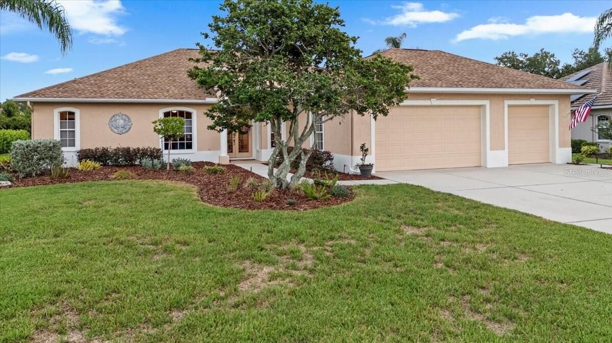 Property Photo: 3710 Little Country Road FL 34219