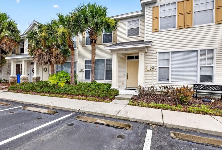 Property Photo:  12315 Country White Circle  FL 33635 