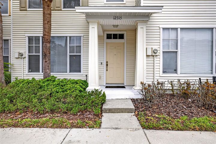 Property Photo: 12315 Country White Circle FL 33635