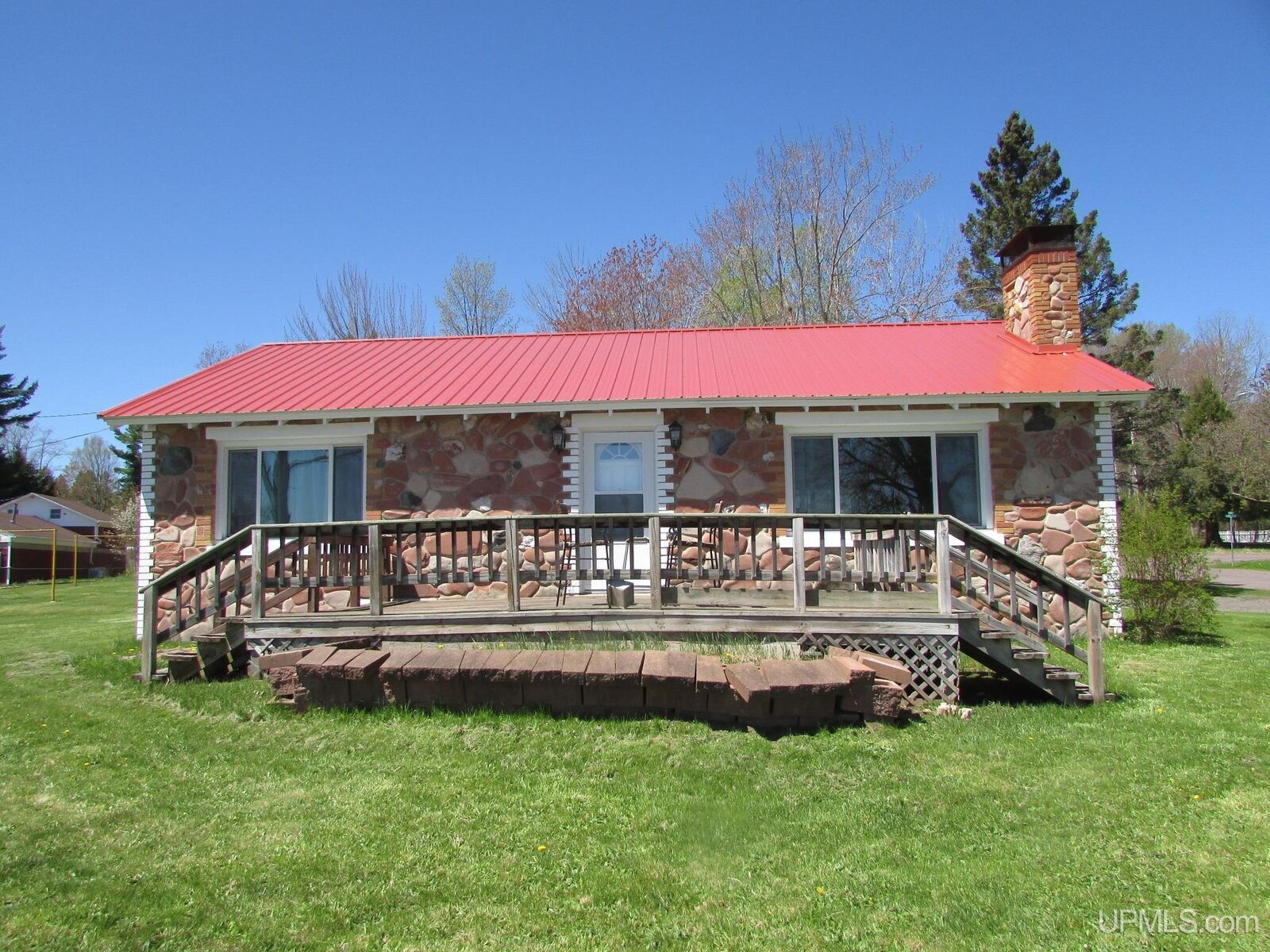 Property Photo: 204 S Fifth Street MI 49908