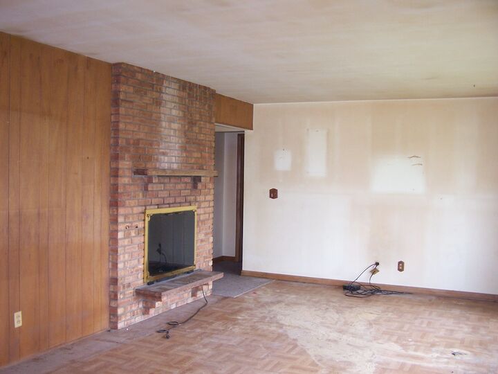 Property Photo: 2046 Deep Cut Road IL 60098