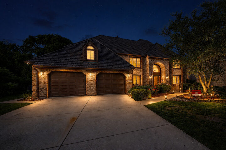 Property Photo: 10650 Wildwood Drive IL 60464