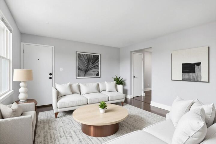 Property Photo: 7900 S Merrill Avenue 1C IL 60649