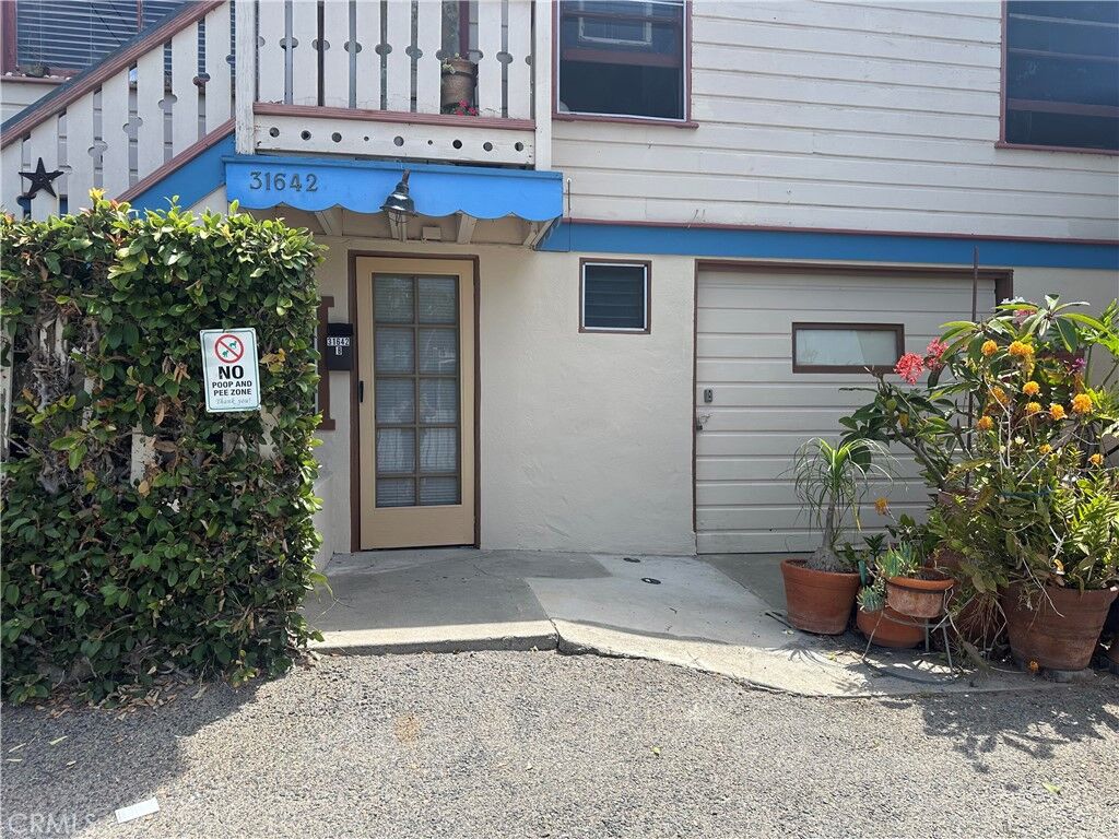 Property Photo: 31642 Santa Rosa CA 92651