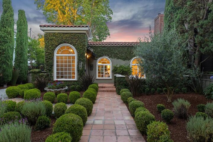 Property Photo:  414 Laurel Avenue  CA 94025 