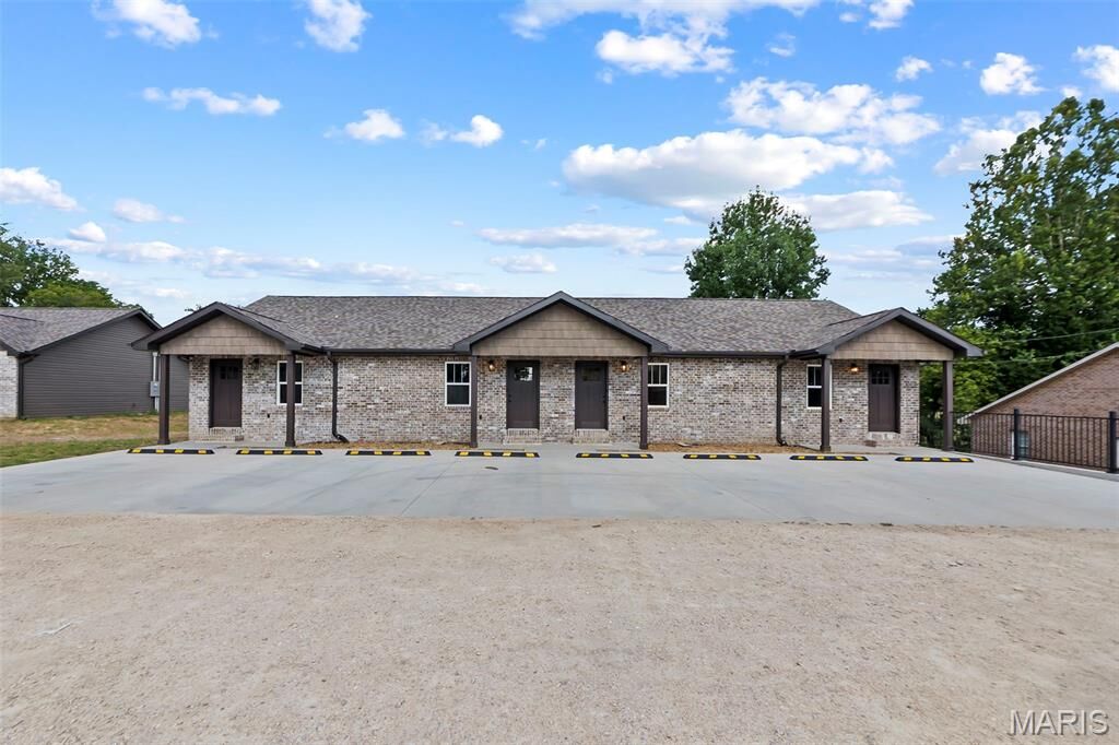 Property Photo: 235 Cedar Circle MO 63755