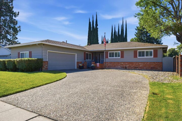 Property Photo: 678 Richland Road CA 95991