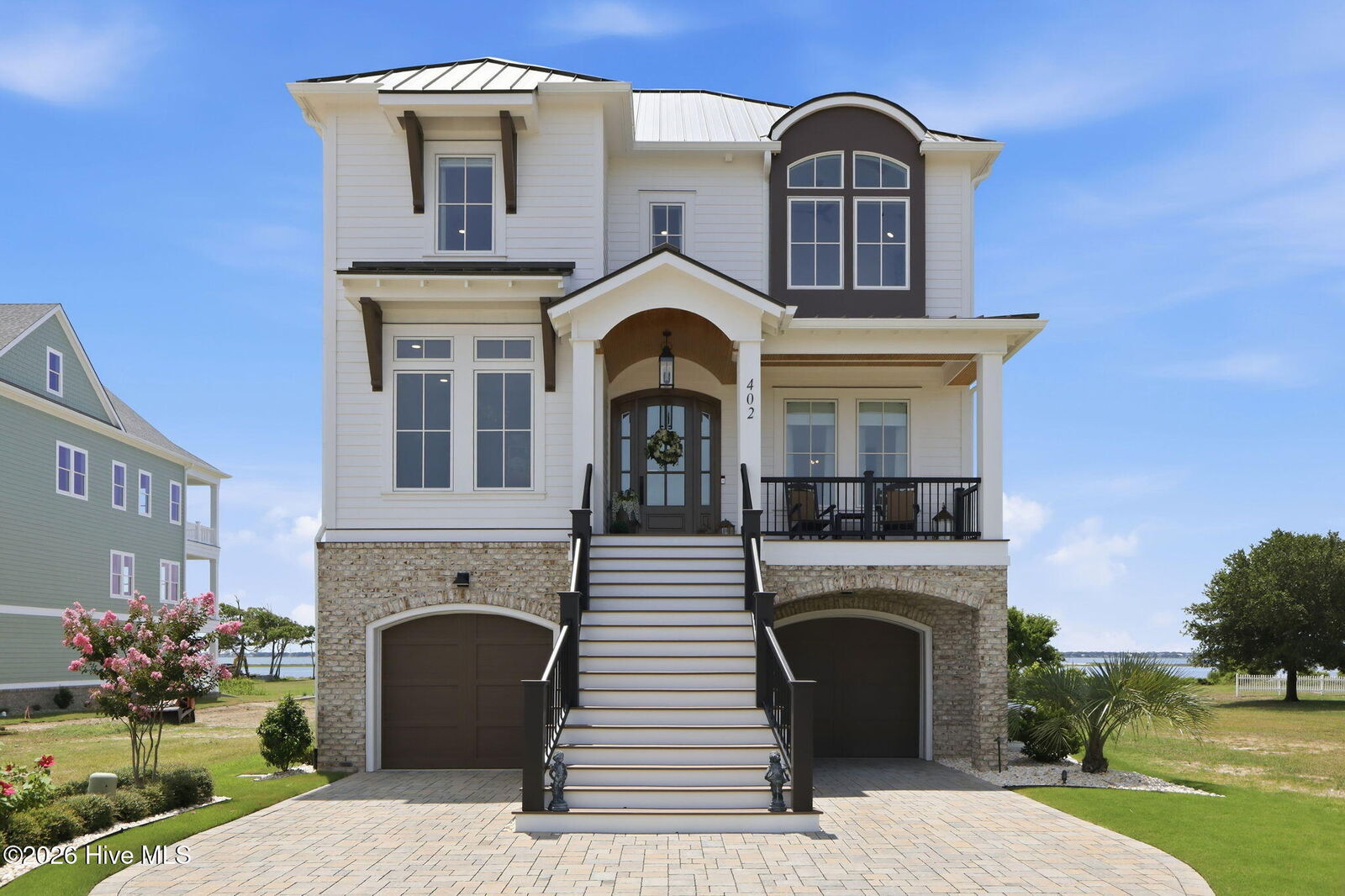 Property Photo: 402 Kensington Place NC 28570