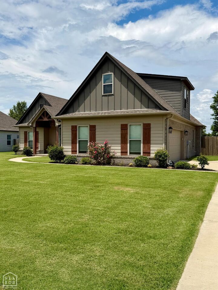 Property Photo:  214 Delta Pointe Drive  AR 72327 
