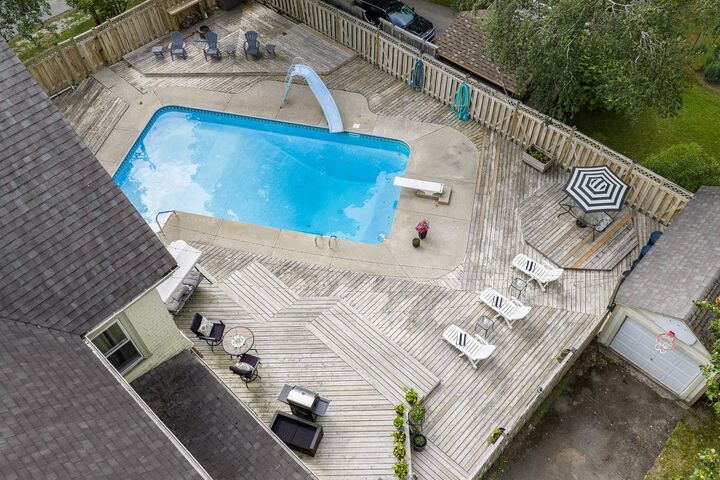 Property Photo:  44 John Street  NS B0T 1W0 