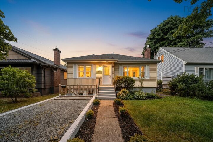 3312 Ashburn Avenue — photo 1