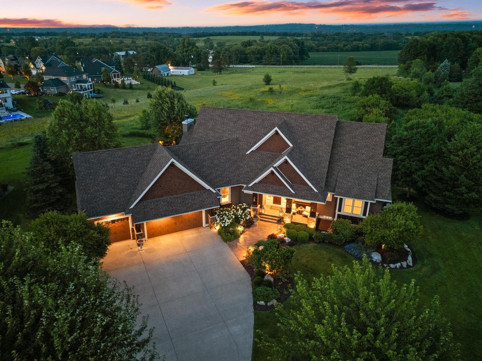 Property Photo: 3471 Pete Miller Avenue N MN 55082