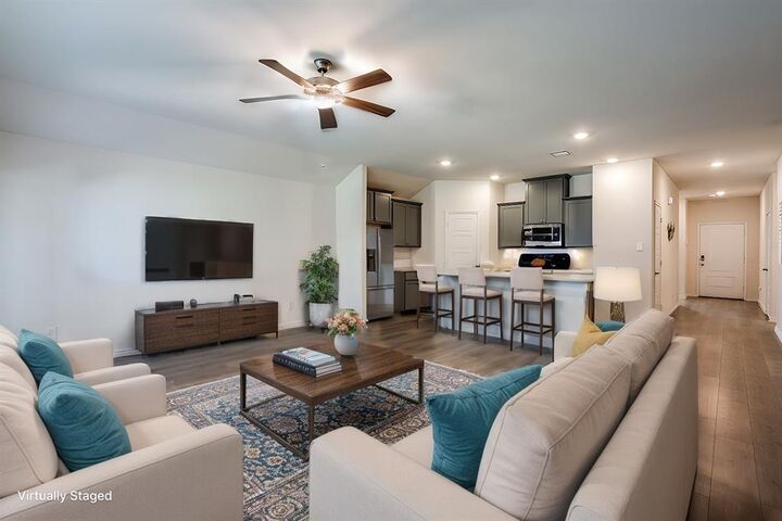 Property Photo: 6409 Windsor Lane TX 76227