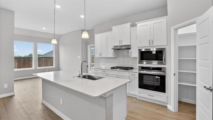 Property Photo:  3309 Seaside Street  TX 76065 