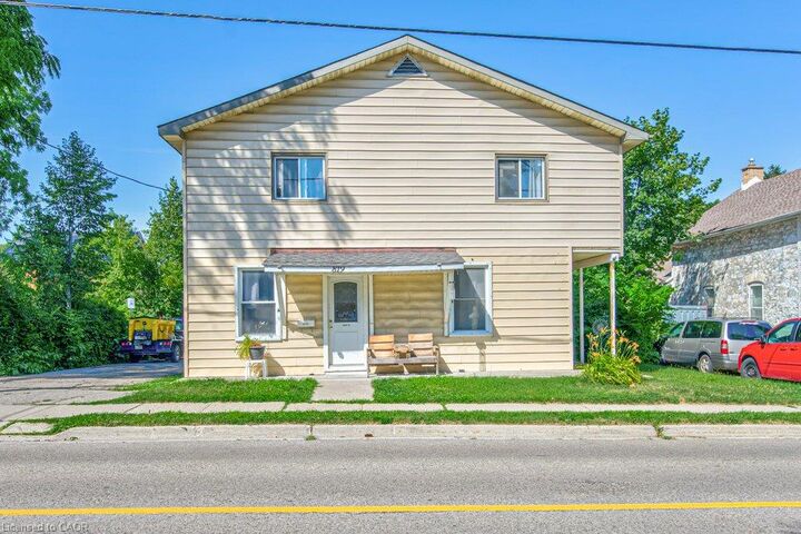 819 Duke Street — photo 1