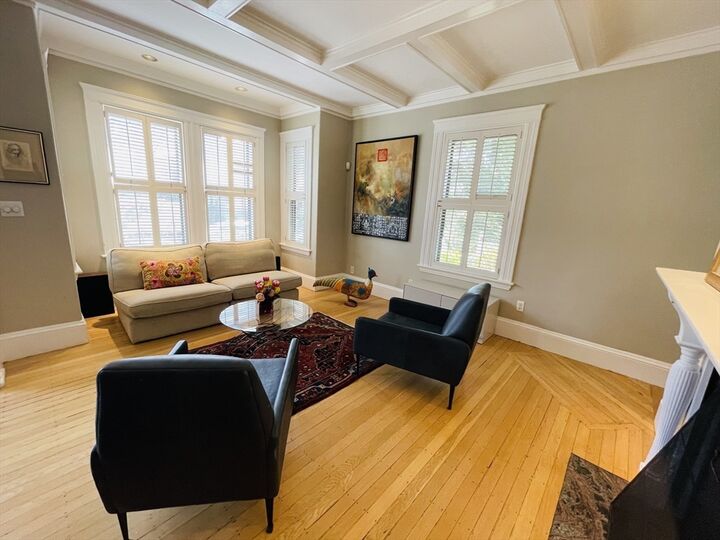 Property Photo:  109 Hammond St 109  MA 02138 