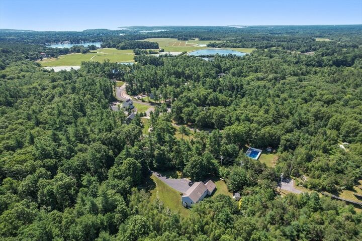 Property Photo: 19 Squirrel Island Rd MA 02576