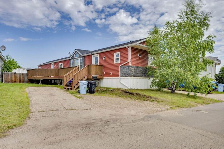 132 Gregoire Crescent — photo 1