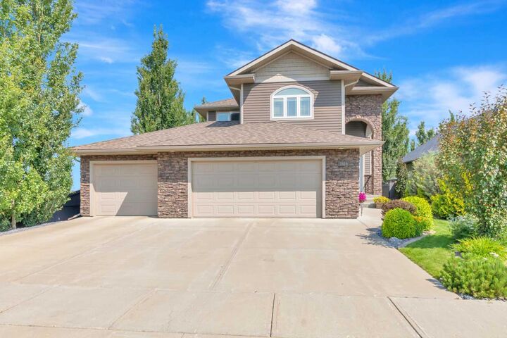 7416 29 Street — photo 1