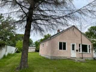 Property Photo:  5103 54A  AB T9V 0S5 