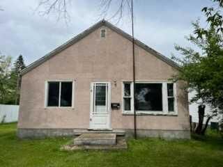 5108 54A Street — photo 1