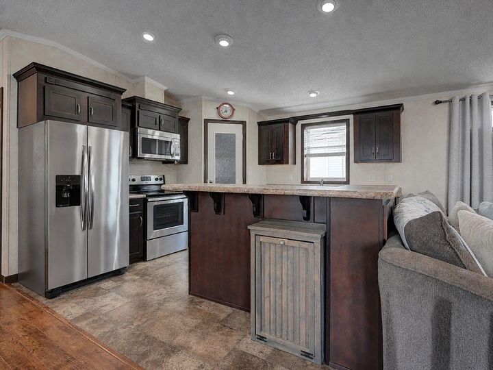 Property Photo: 10615 88 Street 352 AB T8X 1P5
