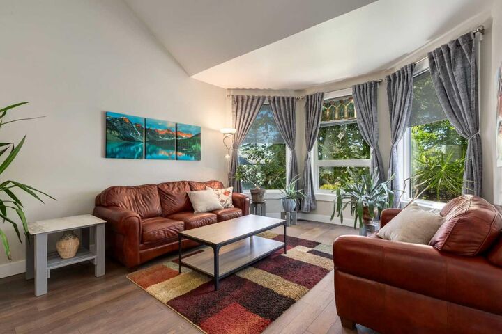 Property Photo: 9915 Patton Road SW AB T2V 5G1