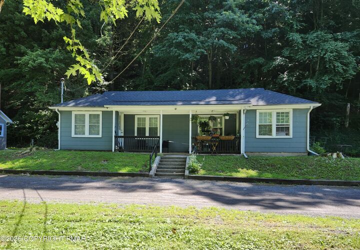Property Photo:  108 Hartman Lane  PA 18330 