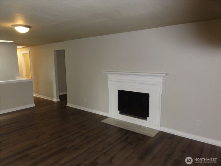 Property Photo: 21627 SE 271st Street WA 98038