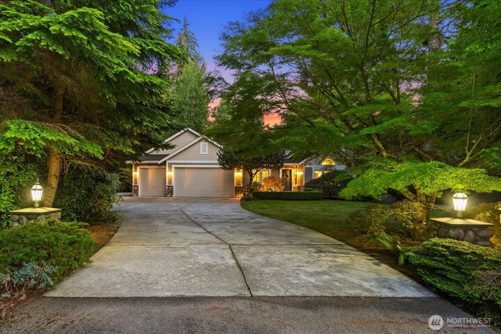 Property Photo:  23915 NE 80th Street  WA 98053 