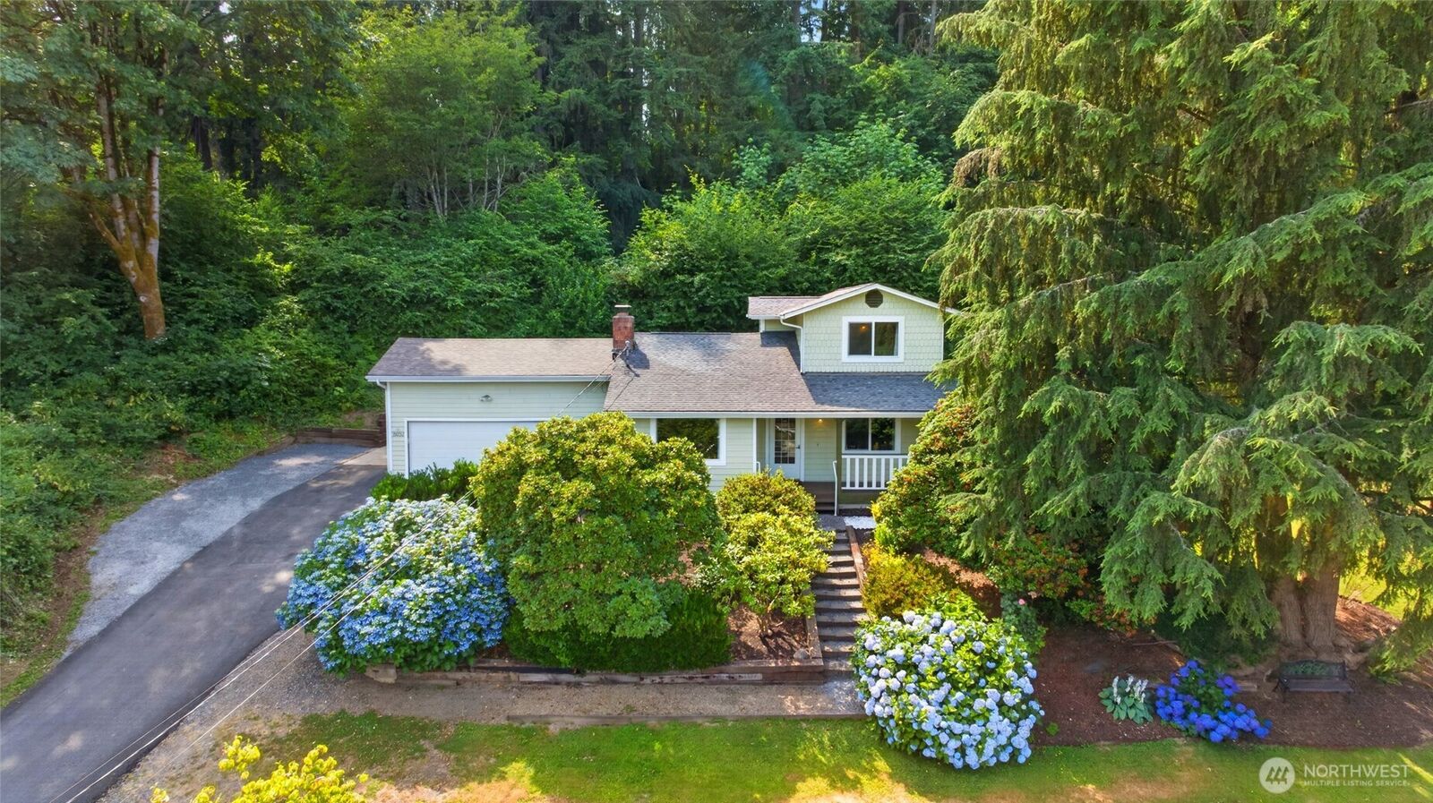 Property Photo:  19232  Yew Way  WA 98296 