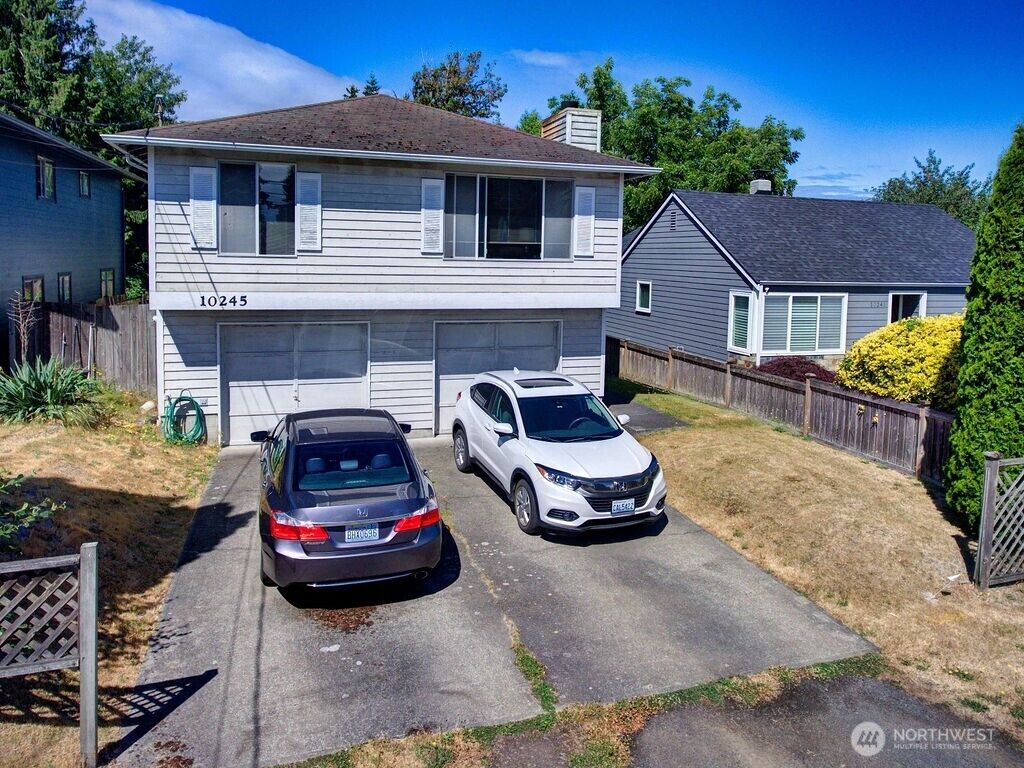 Property Photo: 10245 42nd Avenue SW WA 98146