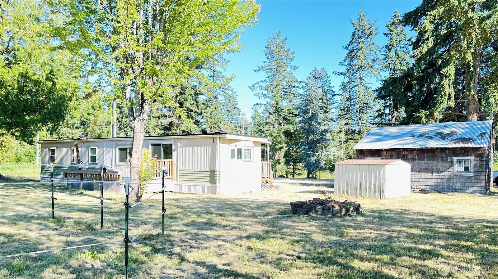 Property Photo: 11 E Michigan School Road WA 98382