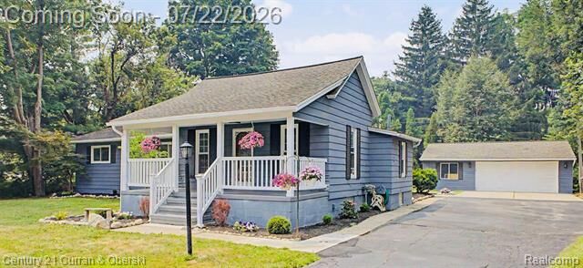 Property Photo: 17875 Beck Road MI 48168