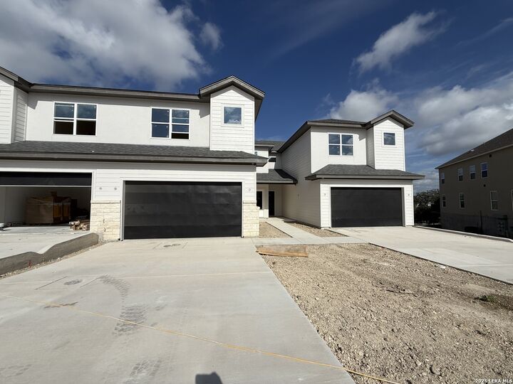 Property Photo: 108 Magnolia Cir TX 78006