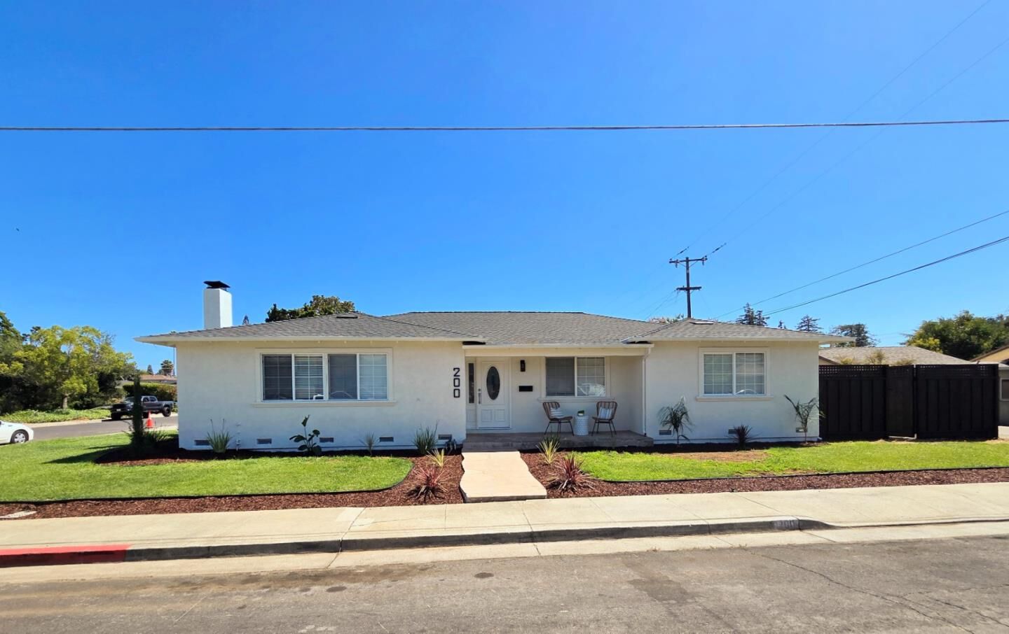 Property Photo: 200 Kamson Way CA 95008