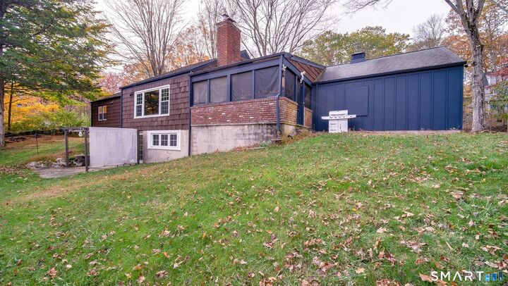 Property Photo: 279 Haviland Road CT 06903