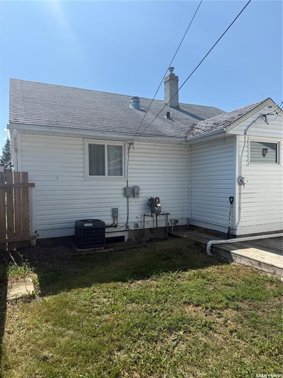 Property Photo: 217 3A Street E SK S0E 1E0
