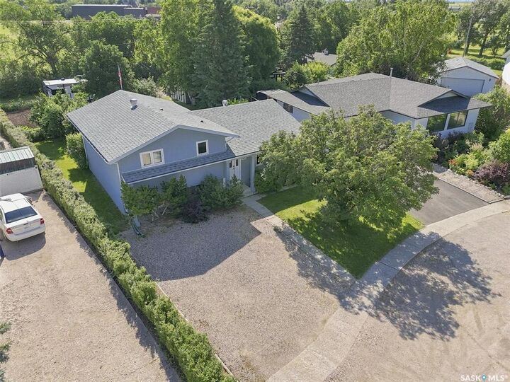Property Photo: 144 Sylvite Crescent SK S0K 0C0