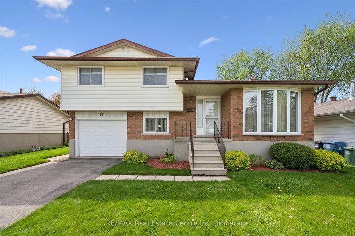 Property Photo: 17 Glenda Court ON N1H 6V6