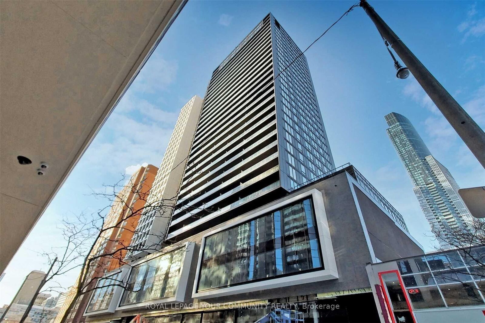 Property Photo:  20 Edward Street 718  ON M5G 0C5 