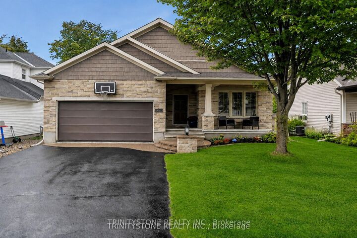 452 Landswood Way — photo 1