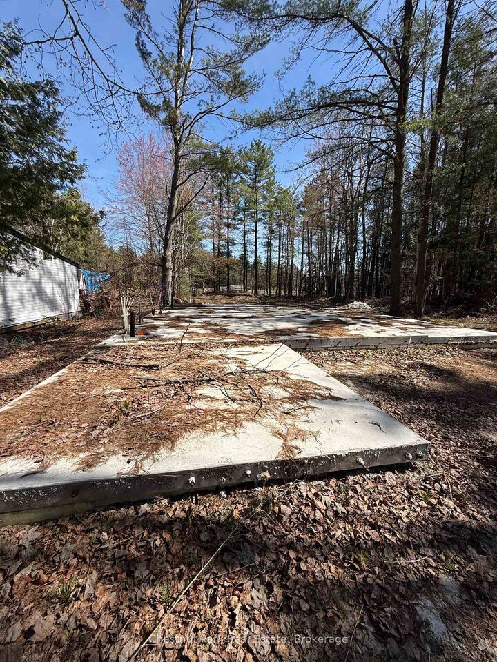 Property Photo:  1765 Gravenhurst Parkway  ON P1P 1R3 