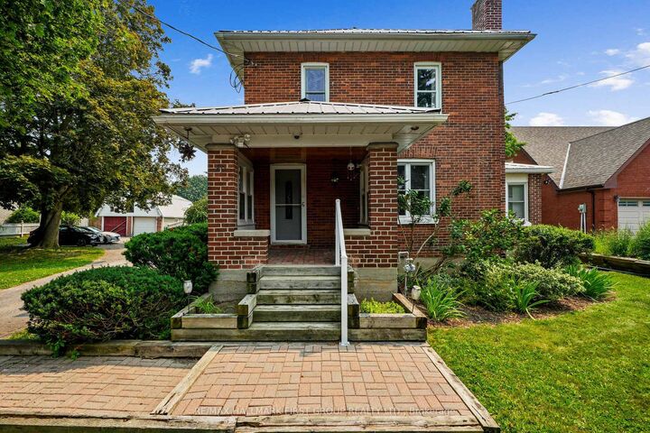 Property Photo: 89 Rose Glen Road N ON L1A 3V6