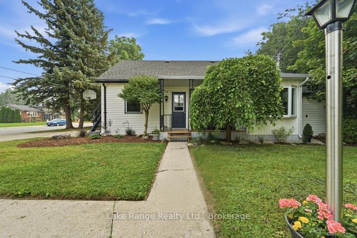 Property Photo: 73 Queen Street ON N0G 2R0