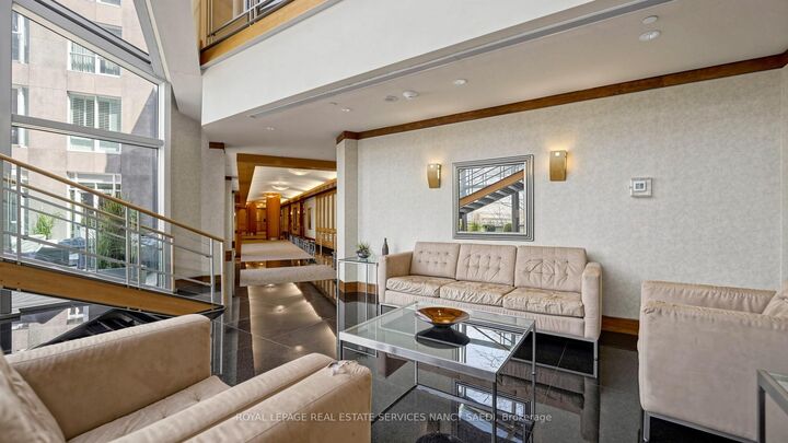 Property Photo: 10 Bellair Street 802 ON M5R 3T8