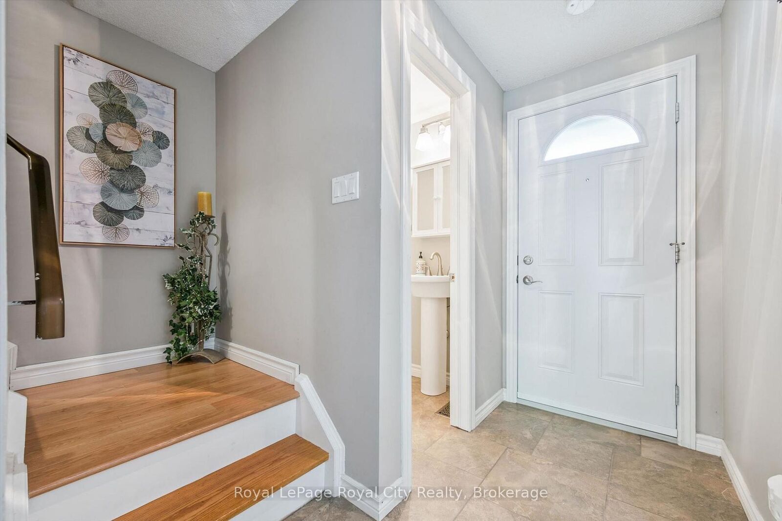 Property Photo:  383 Edinburgh Road S 30  ON N1G 2K7 