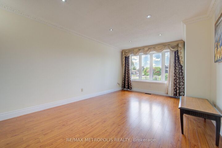 Property Photo:  89 Winter Avenue  ON N1R 6G8 