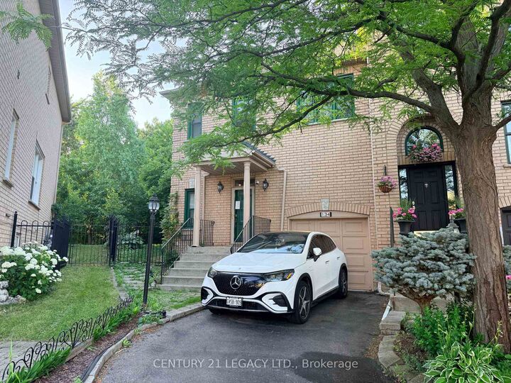 Property Photo:  134 Provincial Place  ON L6S 6C2 