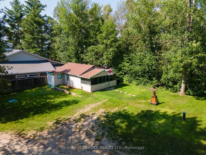 Property Photo: 19B Moores Beach Road ON K0J 2L0